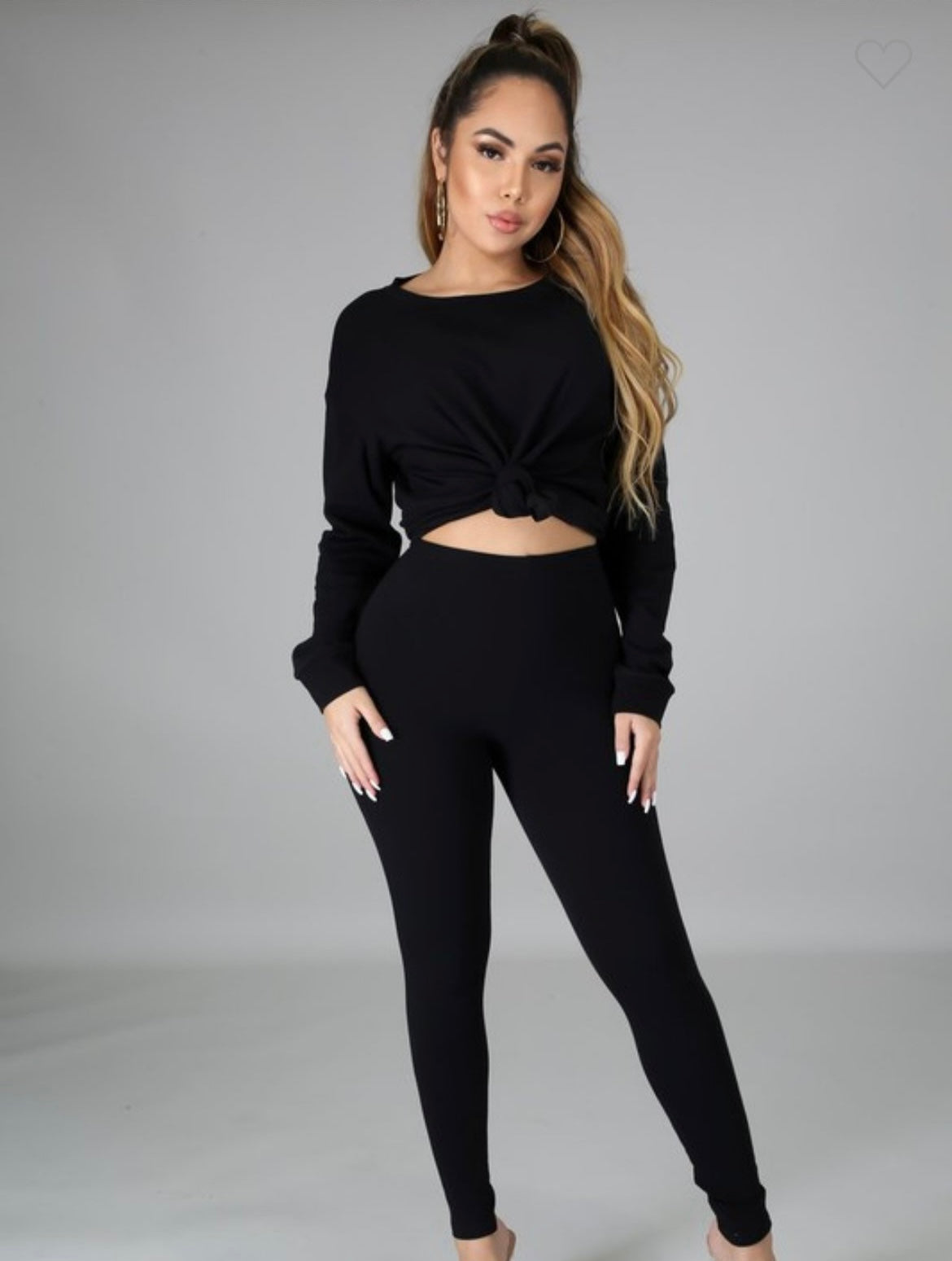 Baesic set in black