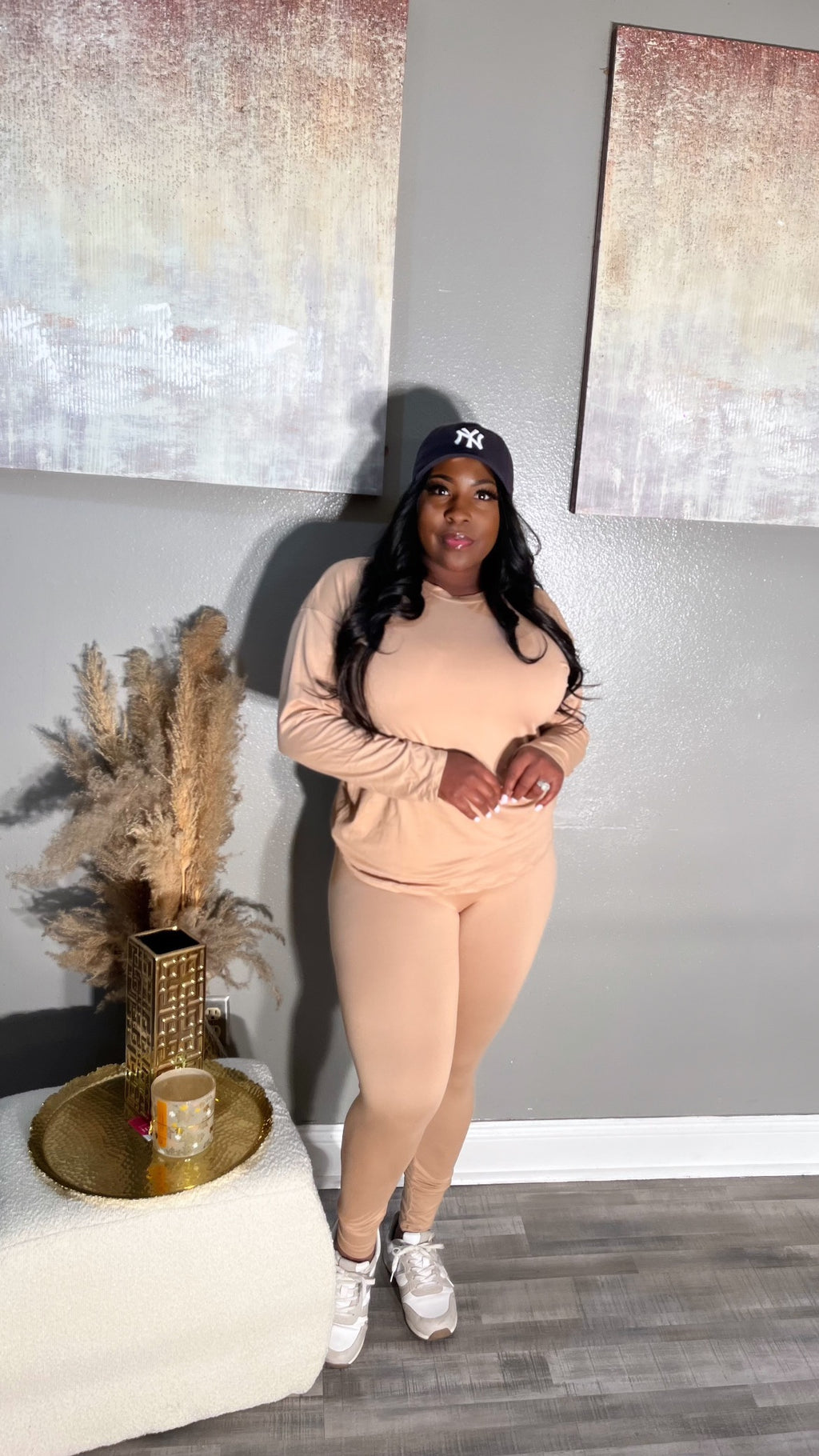 Baesic set in tan